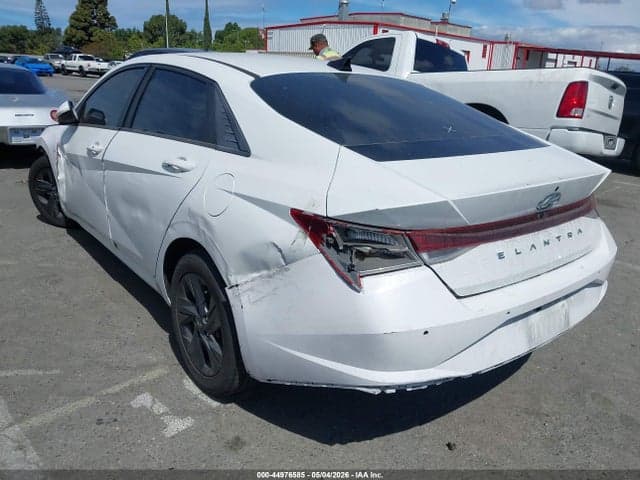2022 HYUNDAI ELANTRA SEL 3