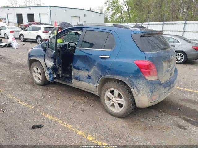 2020 CHEVROLET TRAX AWD LT 3