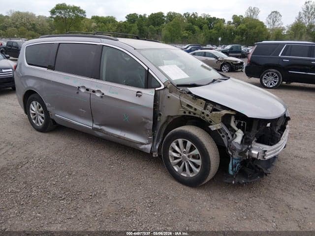 2017 CHRYSLER PACIFICA TOURING-L 1