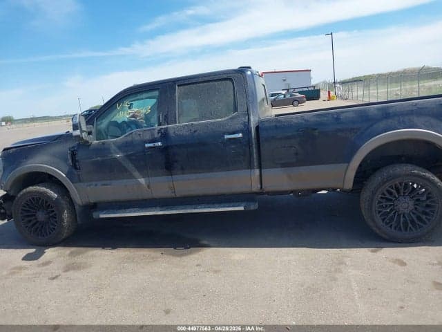 2022 FORD F-350 KING RANCH 14