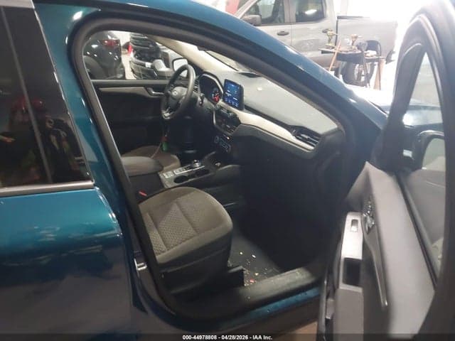 2020 FORD ESCAPE SE 5