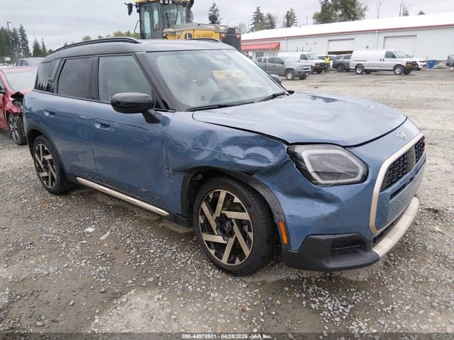 2025 MINI COUNTRYMAN COOPER 1