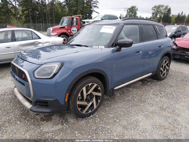 2025 MINI COUNTRYMAN COOPER 2