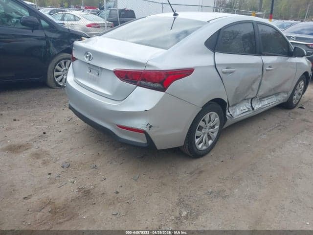 2020 HYUNDAI ACCENT SE 4