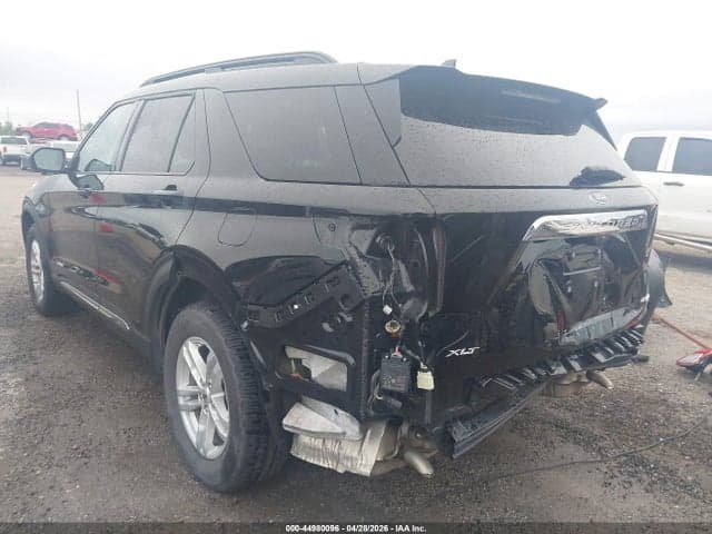 2022 FORD EXPLORER XLT 3