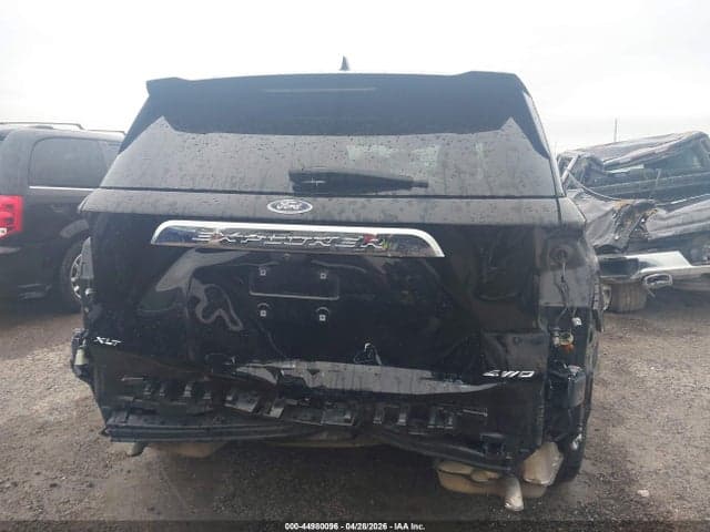 2022 FORD EXPLORER XLT 6