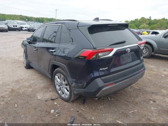 2019 TOYOTA RAV4 LIMITED 3