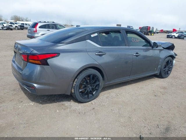 2019 NISSAN ALTIMA 2.5 SR 4