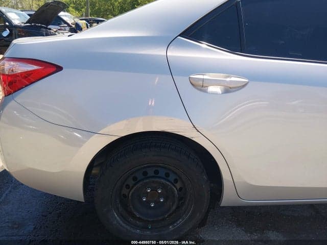 2018 TOYOTA COROLLA LE 17