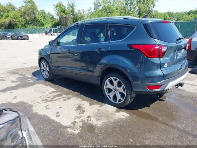 2019 FORD ESCAPE TITANIUM 3