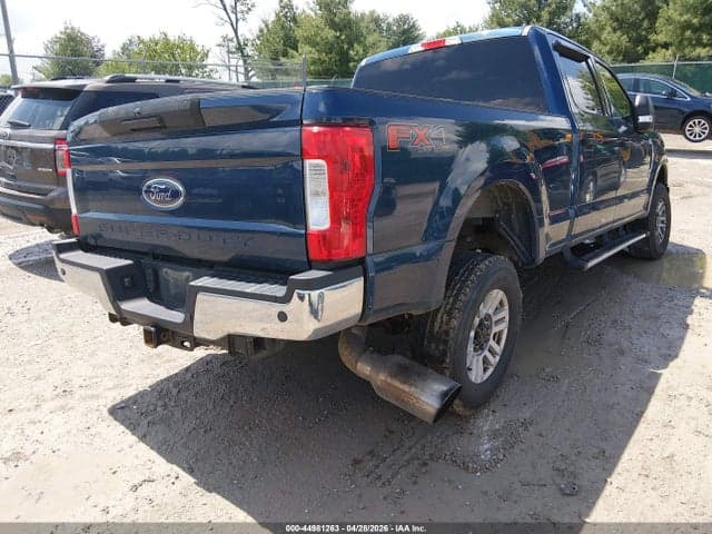2017 FORD F-250 XLT 4