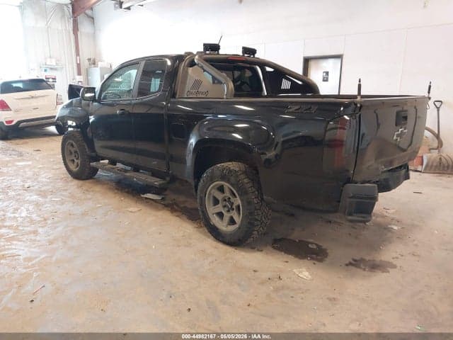 2017 CHEVROLET COLORADO Z71 3