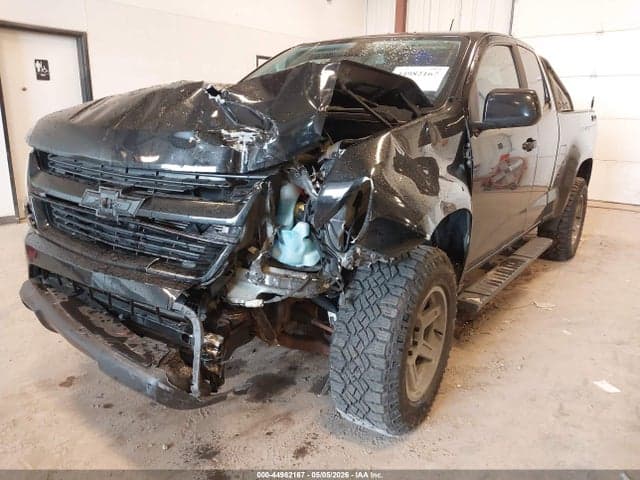 2017 CHEVROLET COLORADO Z71 6