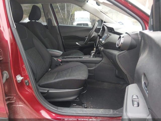 2021 NISSAN KICKS SV XTRONIC CVT 5