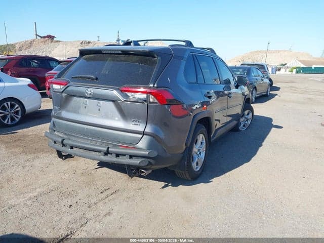 2021 TOYOTA RAV4 XLE 4