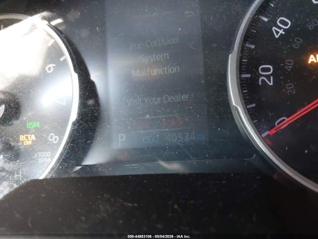 2021 TOYOTA RAV4 XLE 7