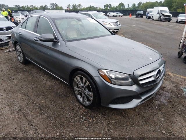 2017 MERCEDES-BENZ C 300 1