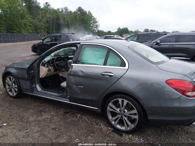 2017 MERCEDES-BENZ C 300 6