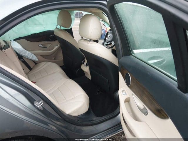 2017 MERCEDES-BENZ C 300 8