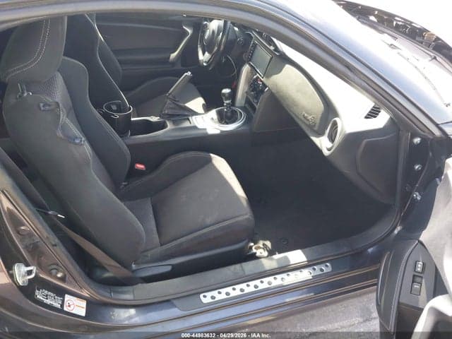 2017 TOYOTA 86 SPECIAL EDITION 5