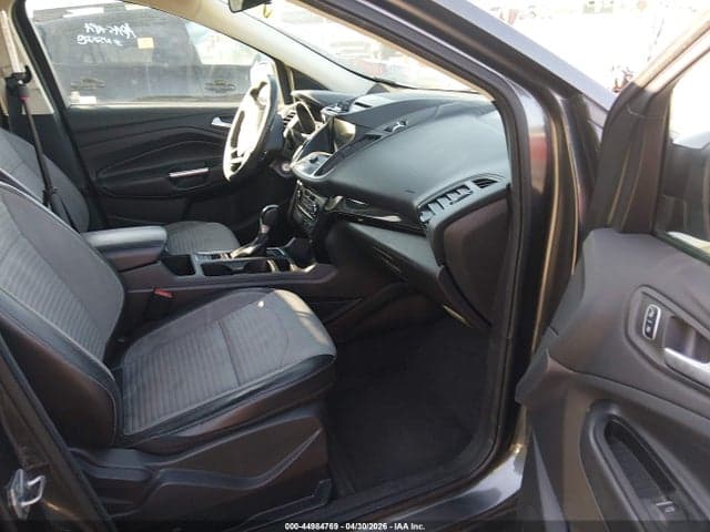 2017 FORD ESCAPE SE 5