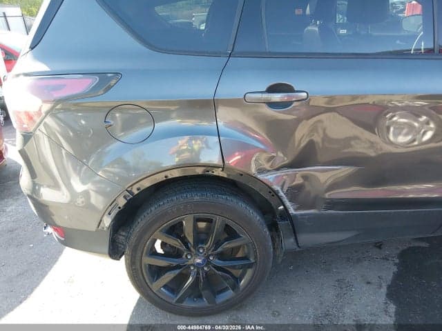 2017 FORD ESCAPE SE 6