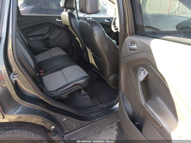 2017 FORD ESCAPE SE 8