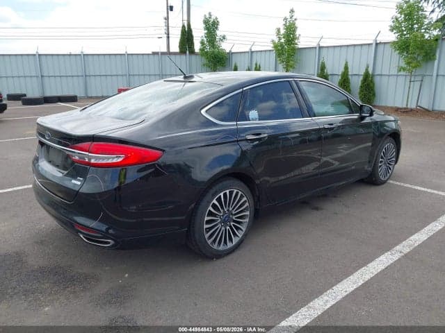 2017 FORD FUSION SE 4