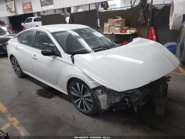 2021 NISSAN ALTIMA SR FWD