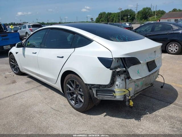 2021 TESLA MODEL 3 STANDARD RANGE PLUS REAR-WHEEL DRIVE 3