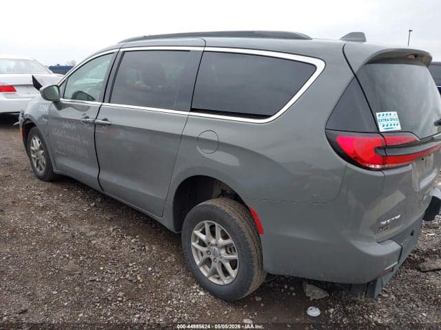 2022 CHRYSLER PACIFICA TOURING L 3