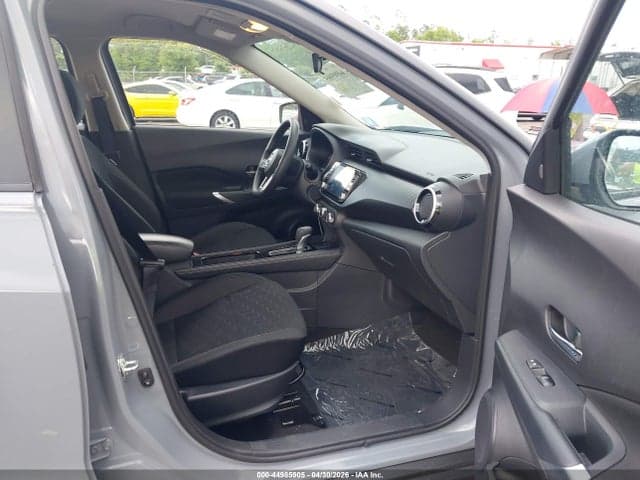 2024 NISSAN KICKS SV XTRONIC CVT 5