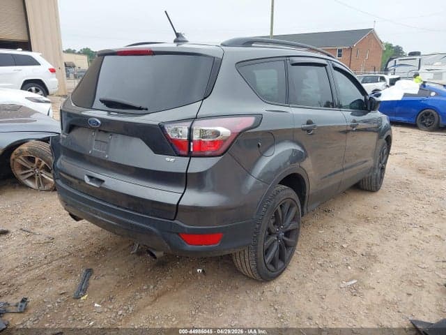 2018 FORD ESCAPE SE 4