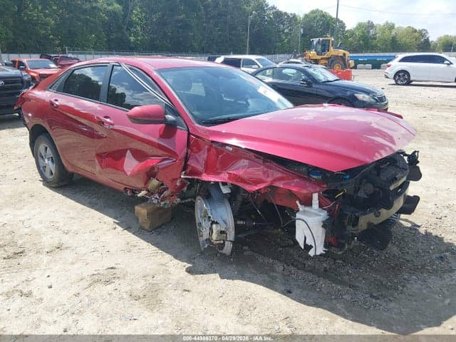 2025 HYUNDAI ELANTRA SE 1