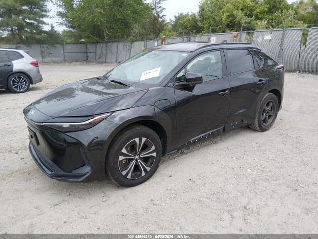2025 TOYOTA BZ4X XLE 2