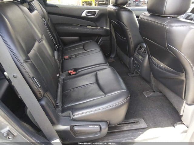 2019 NISSAN PATHFINDER SL 8