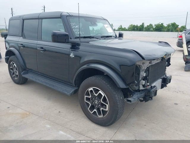 2025 FORD BRONCO OUTER BANKS 1