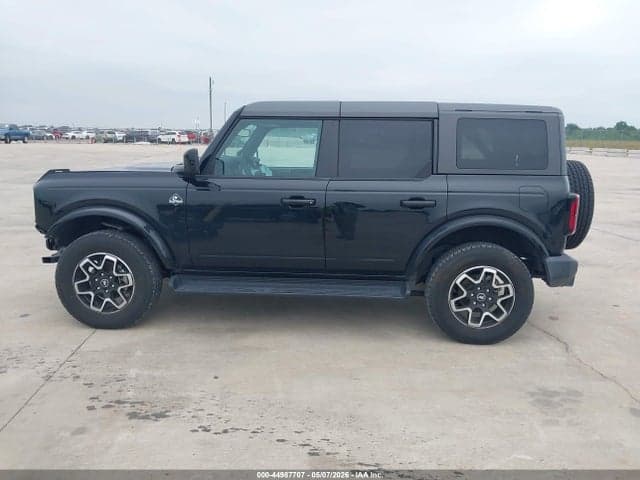 2025 FORD BRONCO OUTER BANKS 15