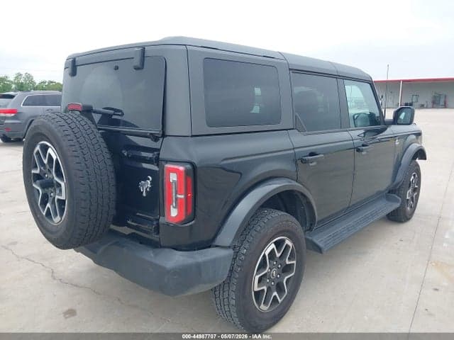 2025 FORD BRONCO OUTER BANKS 4