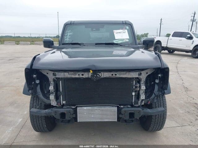 2025 FORD BRONCO OUTER BANKS 6