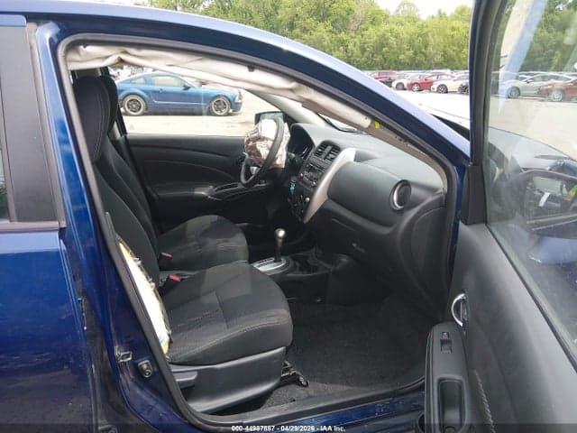 2018 NISSAN VERSA 1.6 SV 5