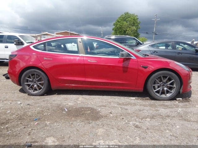 2018 TESLA MODEL 3 LONG RANGE/PERFORMANCE 13