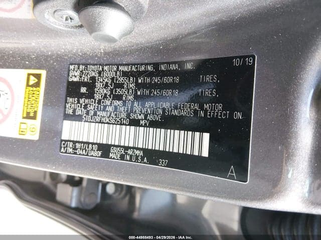 2019 TOYOTA HIGHLANDER XLE 9