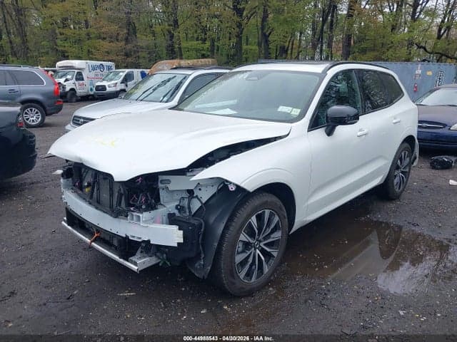 2025 VOLVO XC60 B5 CORE 2