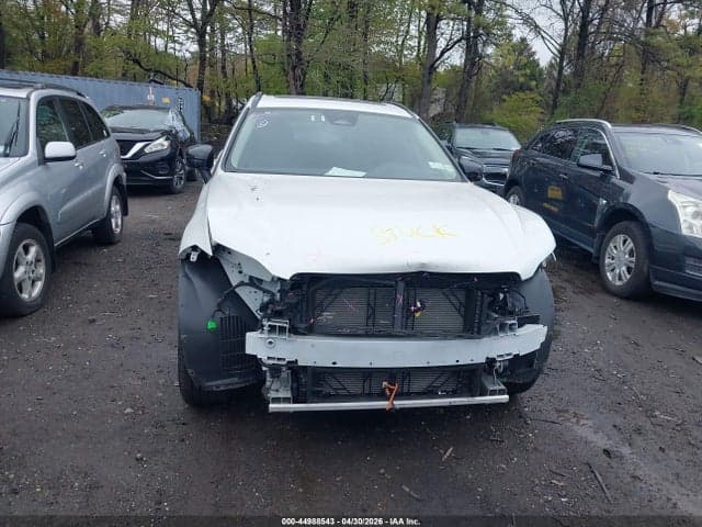 2025 VOLVO XC60 B5 CORE 13