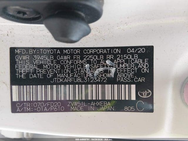 2020 TOYOTA PRIUS LE 9