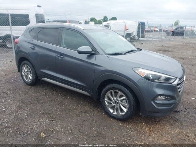 2017 HYUNDAI TUCSON SE - 1