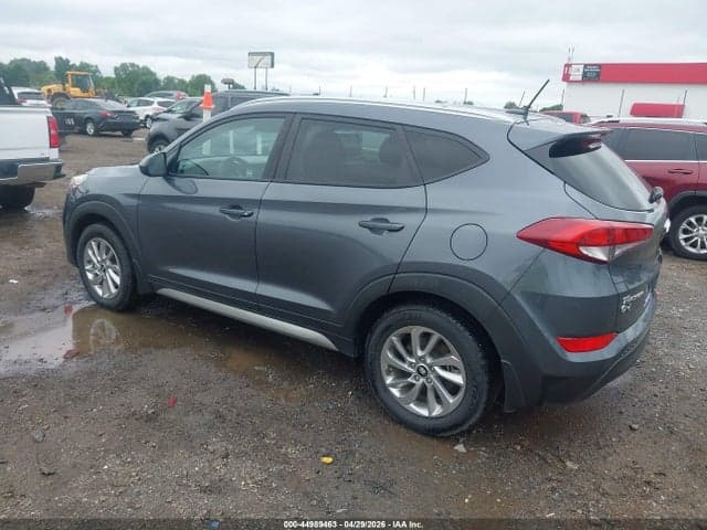 2017 HYUNDAI TUCSON SE 3