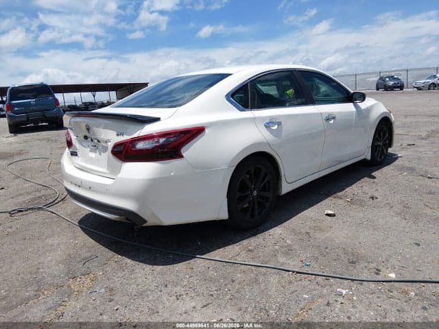 2017 NISSAN ALTIMA 2.5 SR 4