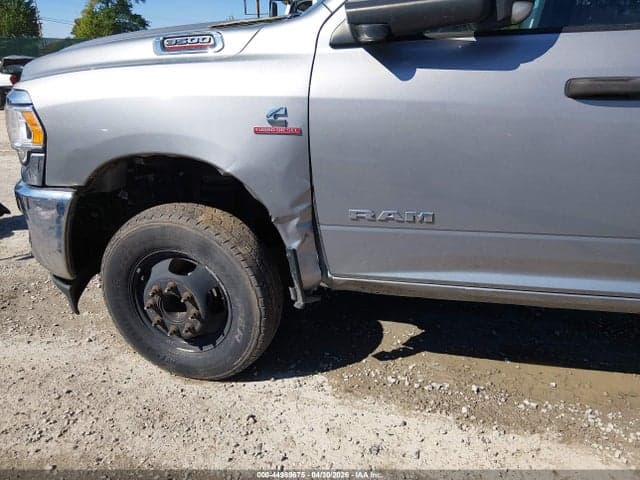 2021 RAM 3500 TRADESMAN 4X4 8' BOX 12